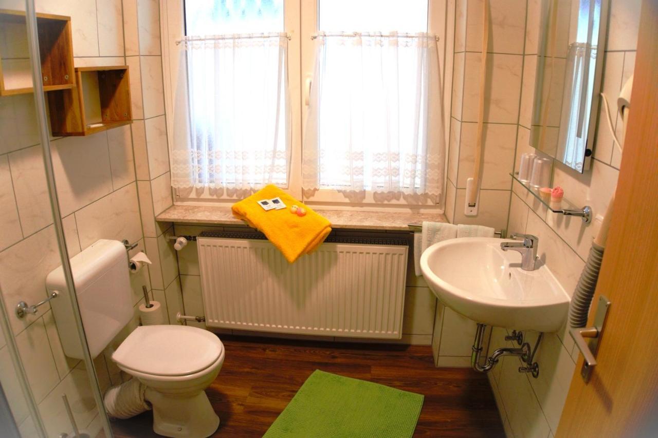 Gasthof Zum Loewen Goessweinstein Extérieur photo